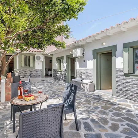 Apartment Lemon Trees Ii *