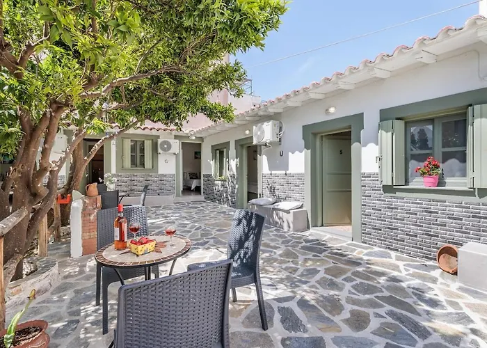 Apartment Lemon Trees Ii *