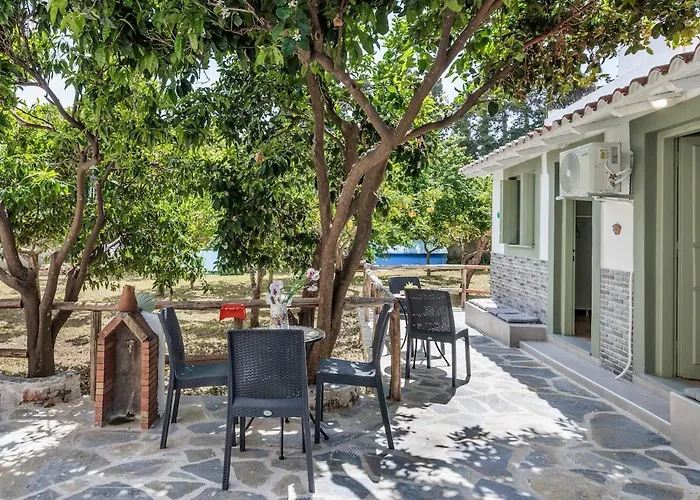 Apartment Lemon Trees Ii *