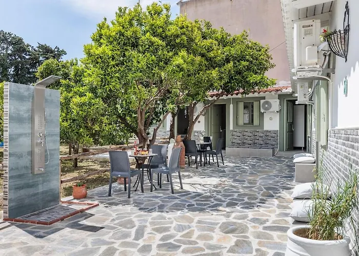 Apartment Lemon Trees Ii